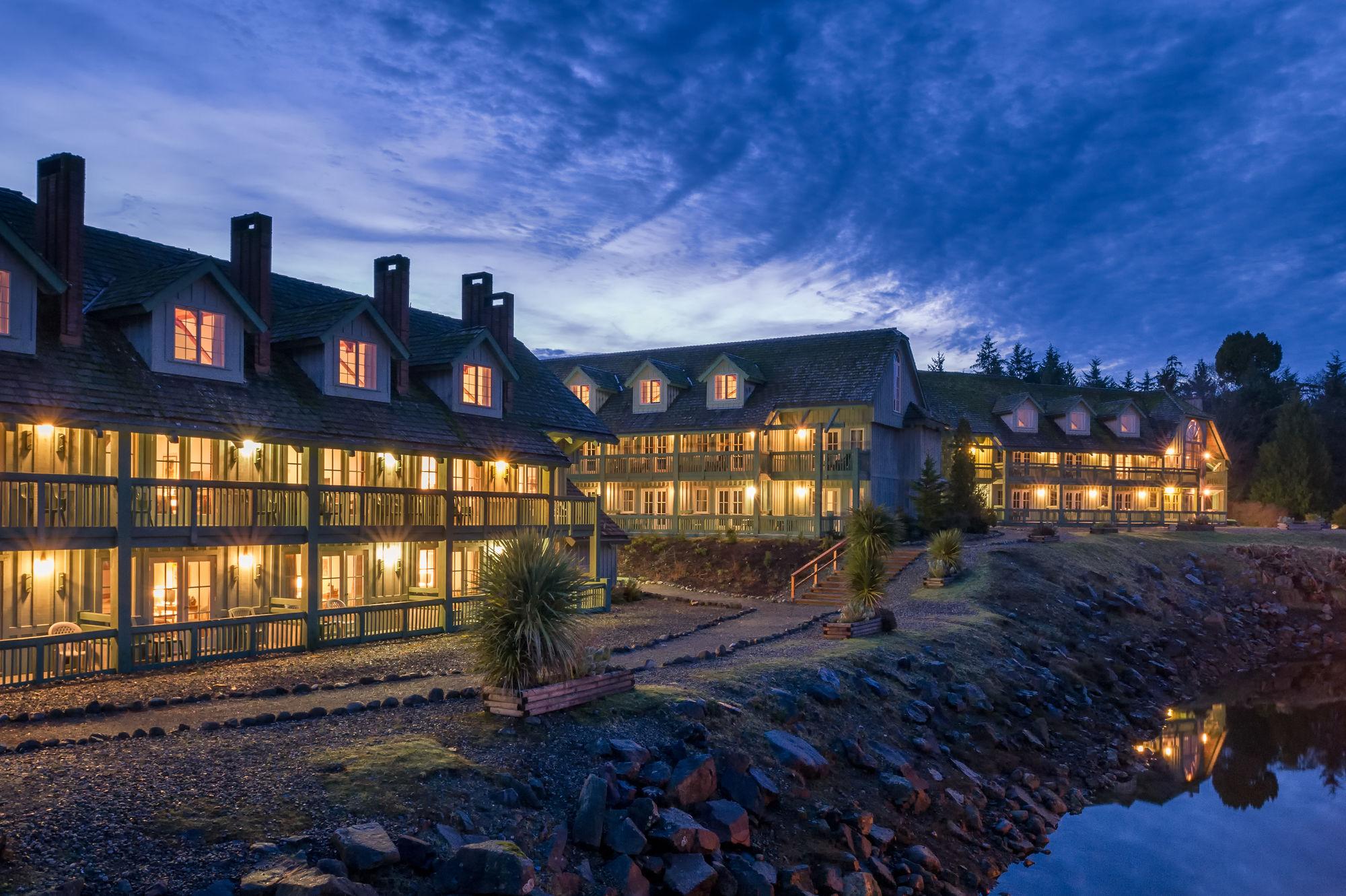 Canadian Princess Lodge & Marina Ucluelet Exterior foto